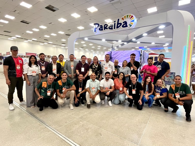 f24bc5bf 89ce 4083 8390 c128bb3c0a2d