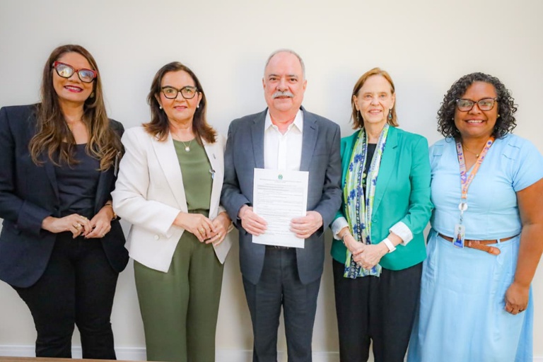 fb234004 daeb 490f a509 2a4b8f9bf6e2