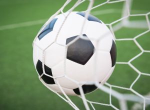 bola-no-gol.jpg
