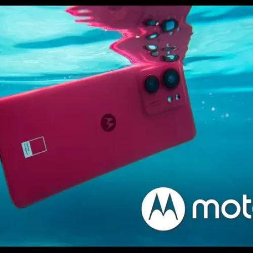 43% de desconto no smartphone Edge da Motorola