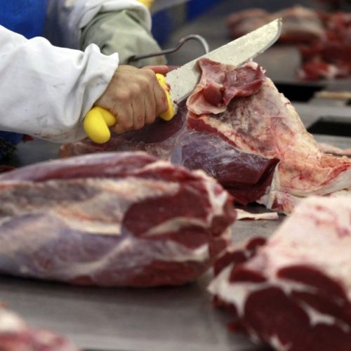 Como fica o preço da carne nos diferentes cenários estudados para a reforma tributária?